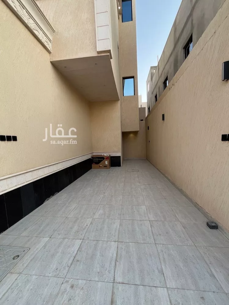 دور للبيع في شارع أبي عبيدة النابلسي, حي عكاظ, مدينة الرياض, منطقة الرياض 6