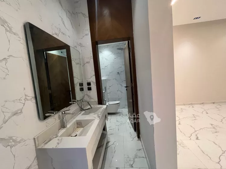 Floor for Sale in Riyadh Tuwaiq 7