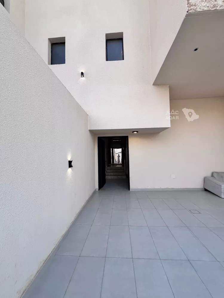 Floor for Sale in Riyadh As Suwaidi Al Gharabi صورة 3