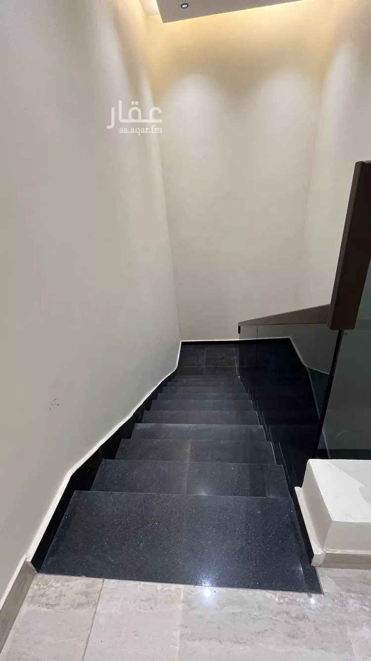 شقة للبيع في شارع النمور, حي عكاظ, مدينة الرياض, منطقة الرياض صورة 5