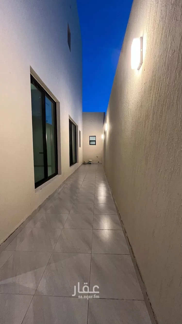 شقة للبيع في شارع الفل, حي عكاظ, مدينة الرياض, منطقة الرياض صورة 4