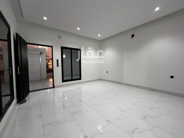 دور للبيع في شارع بني رزام, حي العريجاء الغربي, مدينة الرياض, منطقة الرياض 24