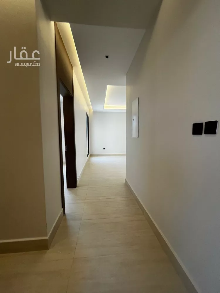 شقة للبيع في شارع قتادة بن النعمان, حي ظهرة البديعة, مدينة الرياض, منطقة الرياض 18