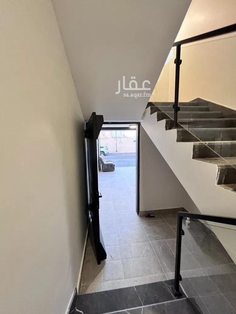 فيلا للبيع في شارع أبي الفتح الحصري, حي الدريهمية, مدينة الرياض, منطقة الرياض 7