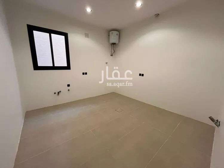 Floor for Sale in Riyadh Al Hazm 7