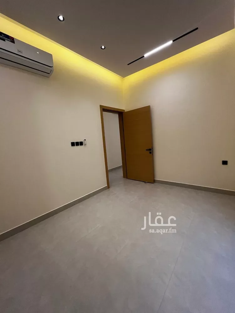 دور للبيع في شارع محمد القصري, حي سلطانة, مدينة الرياض, منطقة الرياض 9