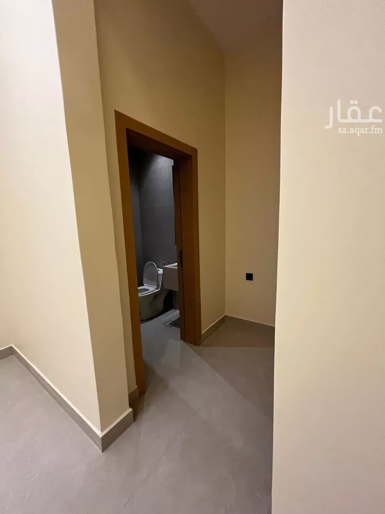 دور للبيع في شارع محمد القصري, حي سلطانة, مدينة الرياض, منطقة الرياض 18