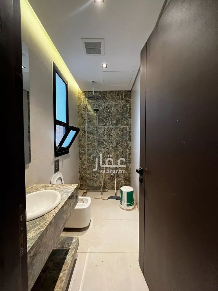 دور للبيع في شارع حريملاء, حي السويدي, مدينة الرياض, منطقة الرياض 6