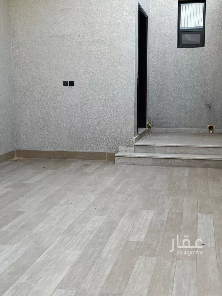 دور للبيع في شارع حريملاء, حي السويدي, مدينة الرياض, منطقة الرياض 7