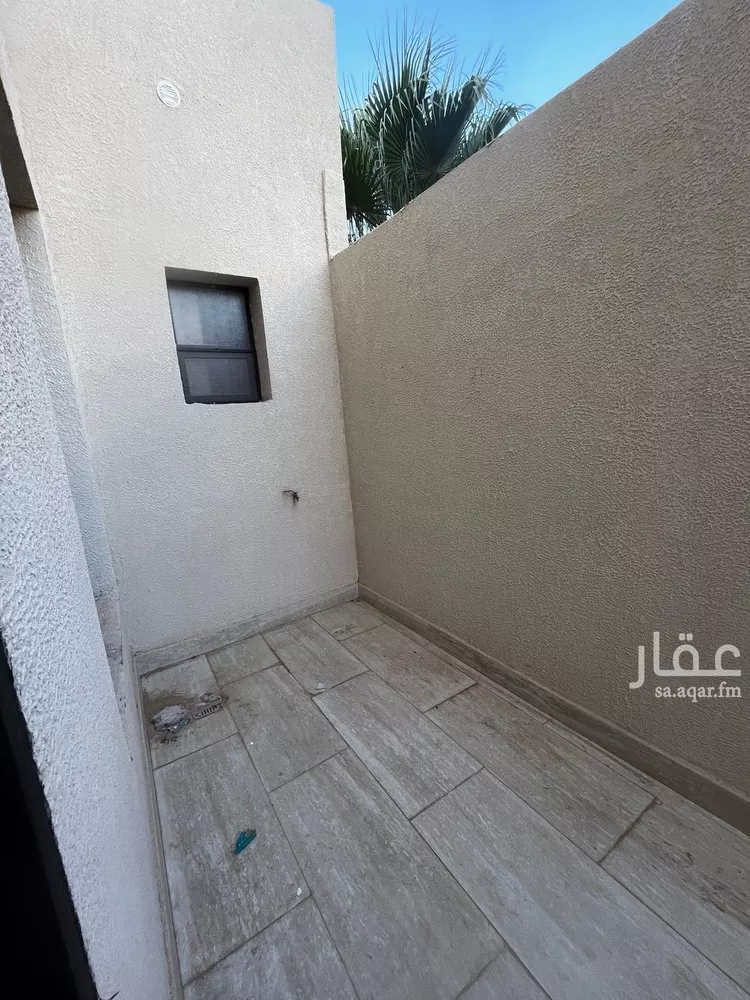 دور للبيع في شارع ميمونة بنت الحارث, حي ظهرة البديعة, مدينة الرياض, منطقة الرياض 11