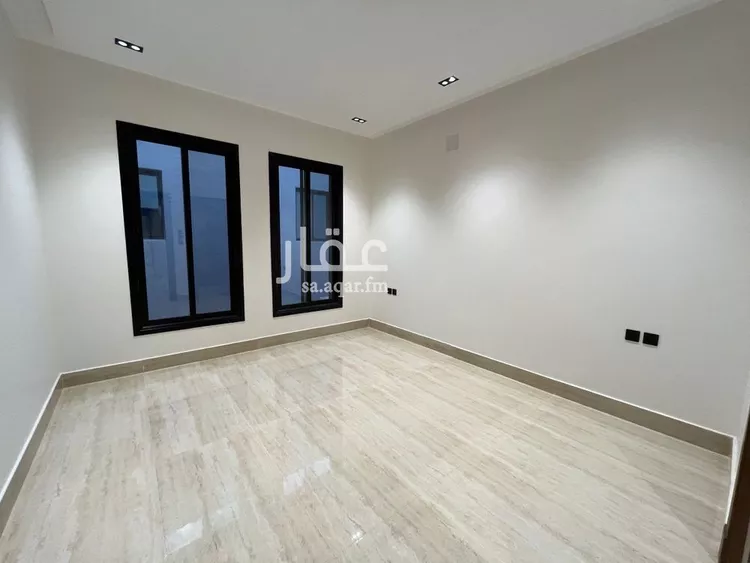 دور للبيع في شارع ابن المنذر, حي عكاظ, مدينة الرياض, منطقة الرياض 9