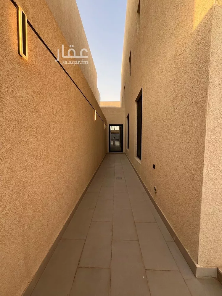 دور للبيع في شارع الحريق, حي ديراب, مدينة الرياض, منطقة الرياض صورة 2