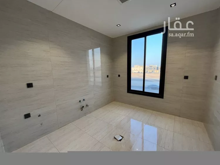 دور للبيع في شارع العباس بن جرير, حي بدر, مدينة الرياض, منطقة الرياض صورة 3