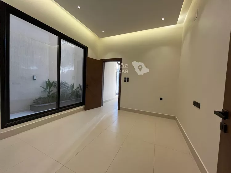 Floor for Sale in Riyadh Dhahrat Namar 7