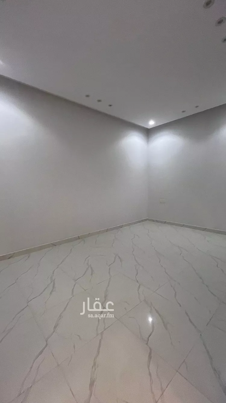 دور للبيع في شارع الواديان, حي بدر, مدينة الرياض, منطقة الرياض 12