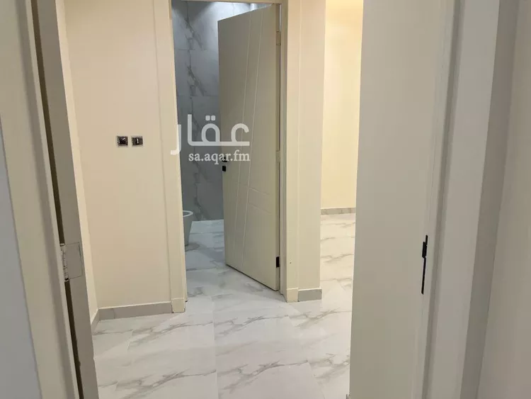 شقة للبيع في شارع أبي بكر بن حسين العيدروس, حي العوالي, مدينة الرياض, منطقة الرياض 7
