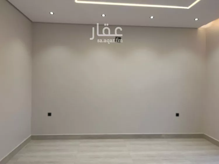 دور للبيع في شارع المنتشر, حي طويق, مدينة الرياض, منطقة الرياض 15