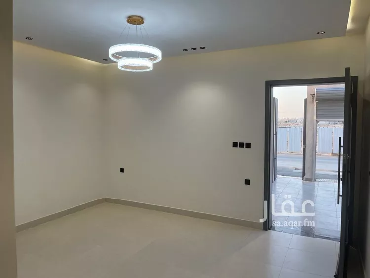 Floor for Sale in Riyadh Tuwaiq صورة 2