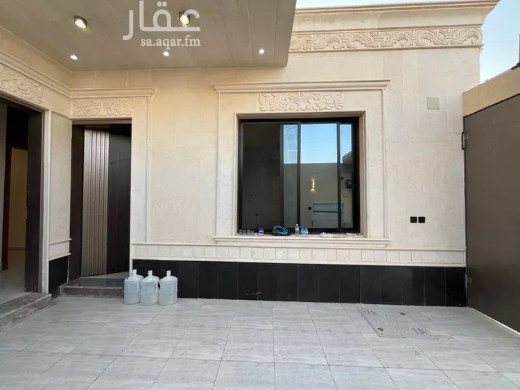 دور للبيع في شارع أنور الجندي, حي عكاظ, مدينة الرياض, منطقة الرياض 7