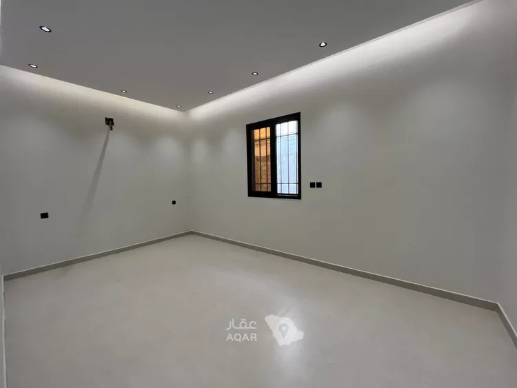 Floor for Sale in Riyadh Badr 6