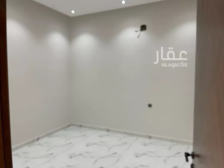 فيلا للبيع في شارع عبدالله مدهر, حي العوالي, مدينة الرياض, منطقة الرياض 9