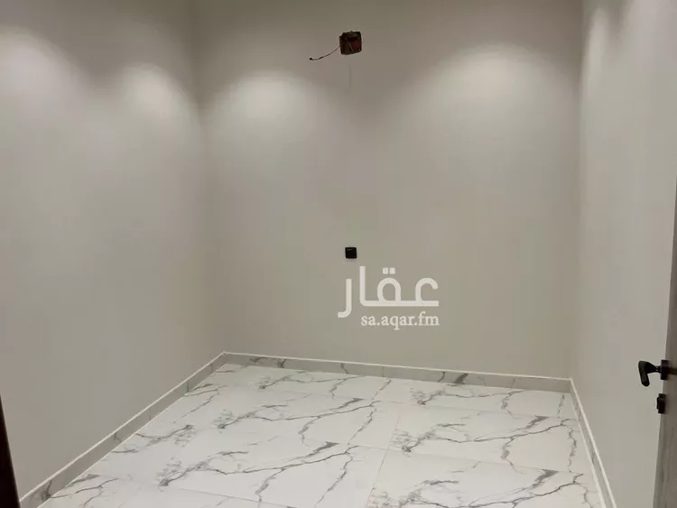 فيلا للبيع في شارع التوحيد, حي العوالي, مدينة الرياض, منطقة الرياض 18