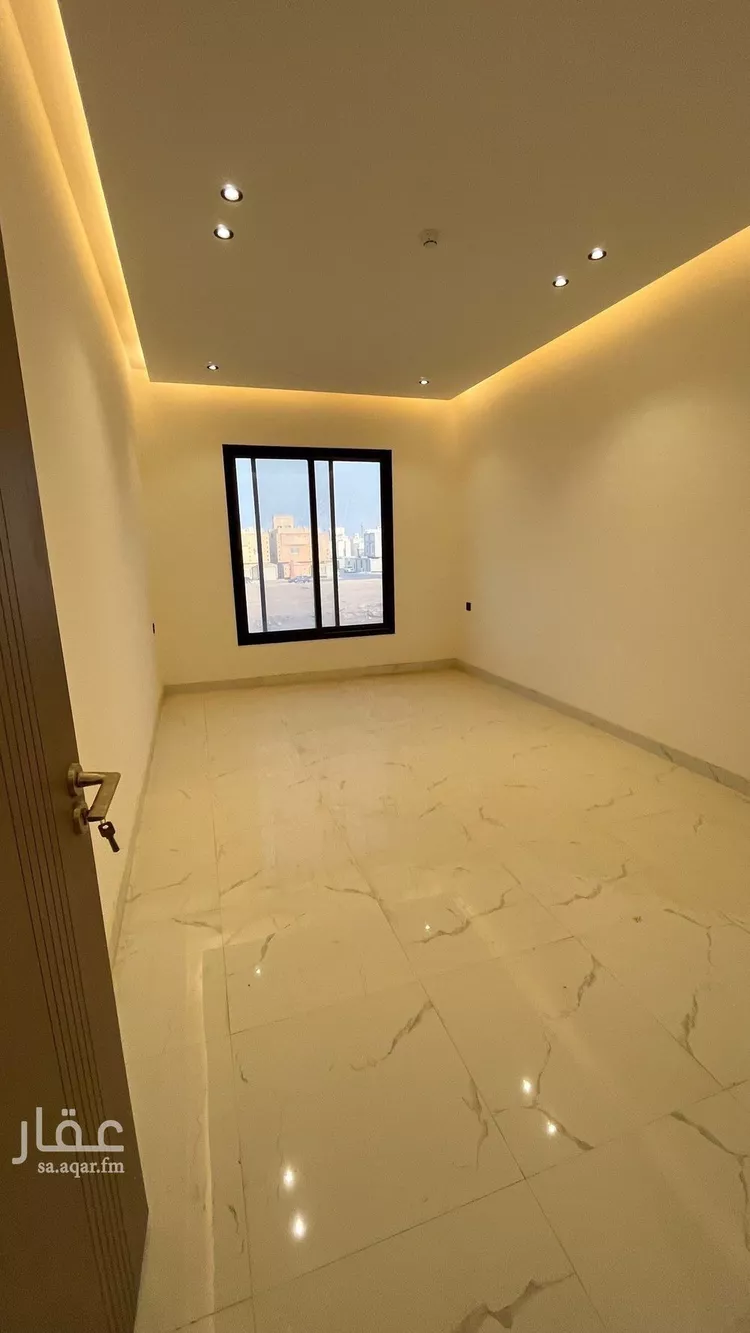 شقة للبيع في شارع ابن المنذر, حي عكاظ, مدينة الرياض, منطقة الرياض 9