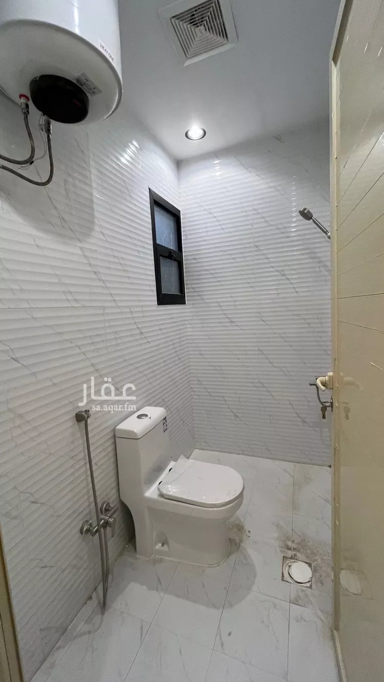 شقة للبيع في شارع ابن المنذر, حي عكاظ, مدينة الرياض, منطقة الرياض 14
