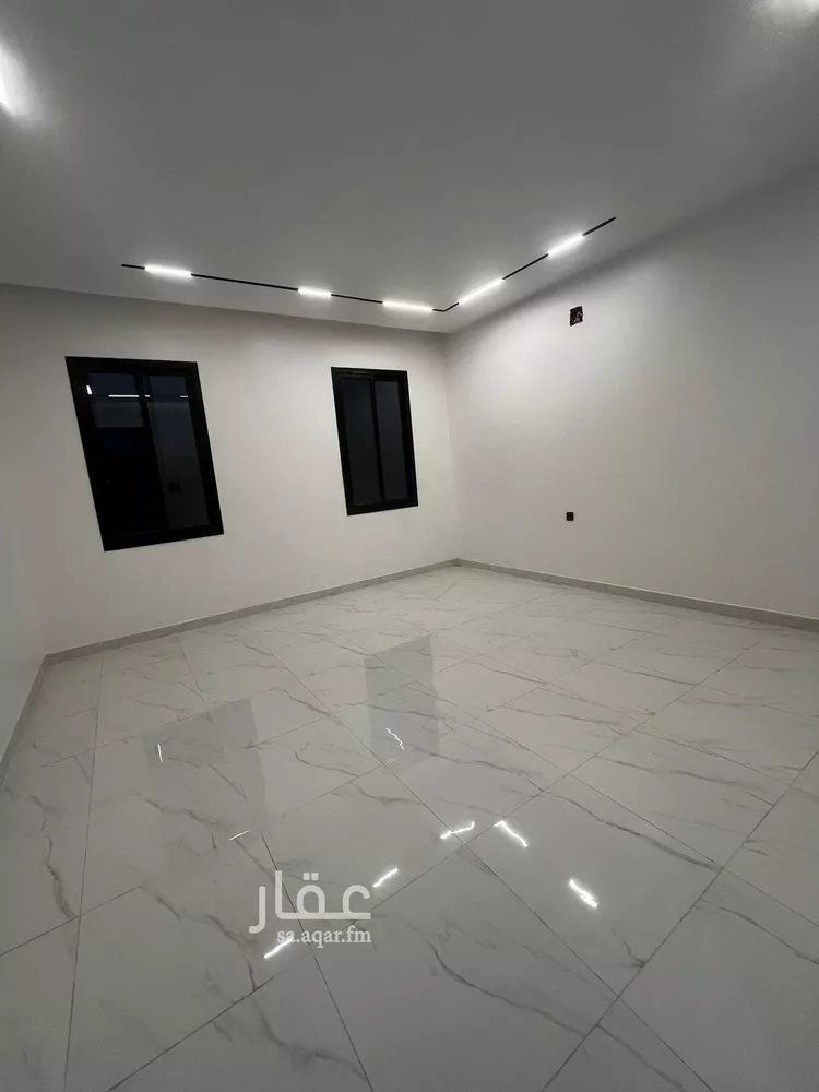 دور للبيع في شارع أحمد الطيالسي, حي السويدي, مدينة الرياض, منطقة الرياض 14