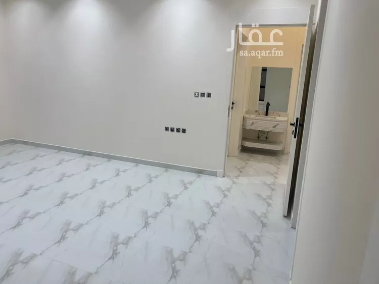 شقة للبيع في شارع أبي بكر بن حسين العيدروس, حي العوالي, مدينة الرياض, منطقة الرياض 17