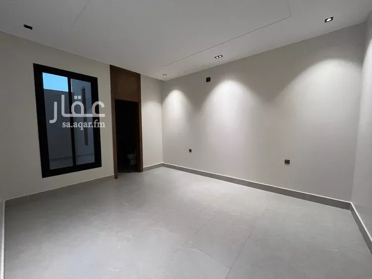 Floor for Sale in Riyadh Dirab 8
