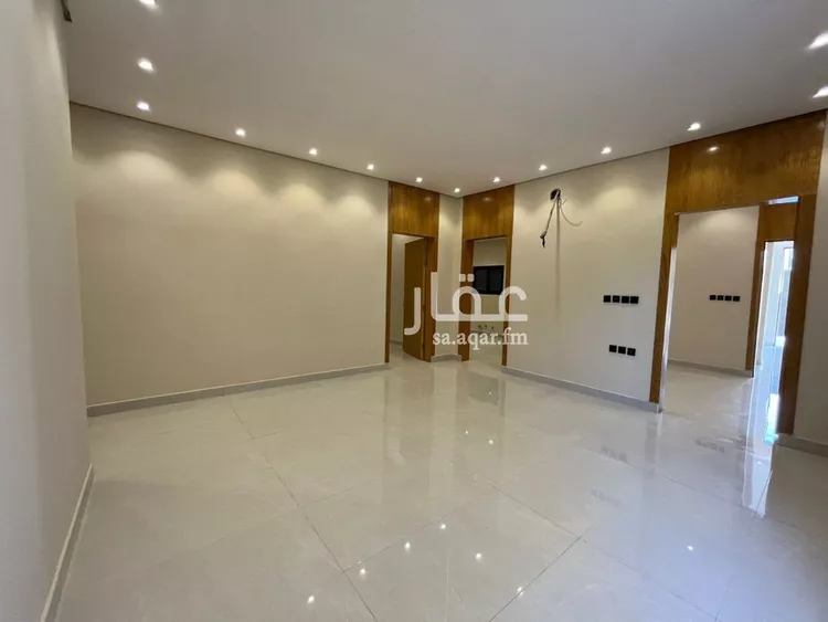 شقة للبيع في شارع المغيرة بن نوفل, حي عكاظ, مدينة الرياض, منطقة الرياض صورة 2
