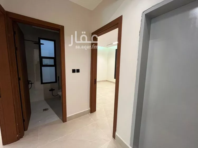 شقة للبيع في شارع أحمد الدورقي, حي عكاظ, مدينة الرياض, منطقة الرياض 12