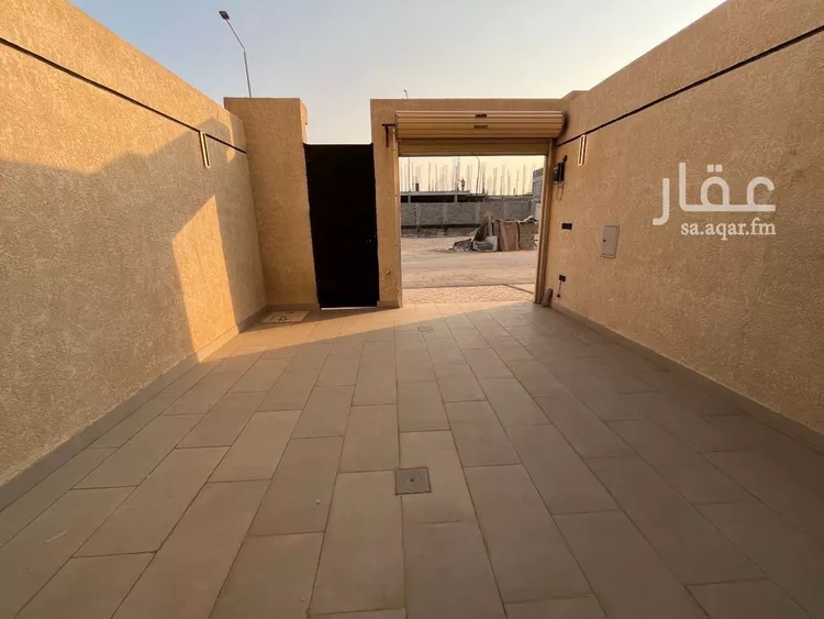دور للبيع في شارع الحريق, حي ديراب, مدينة الرياض, منطقة الرياض 6