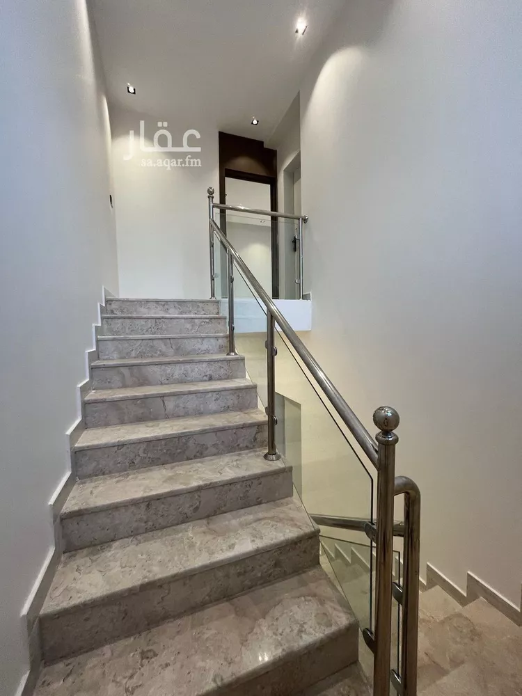 Floor for Sale in Riyadh Badr 10