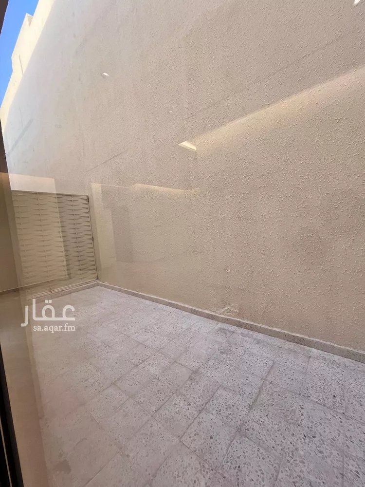 Floor for Sale in Riyadh As Suwaidi Al Gharabi 13