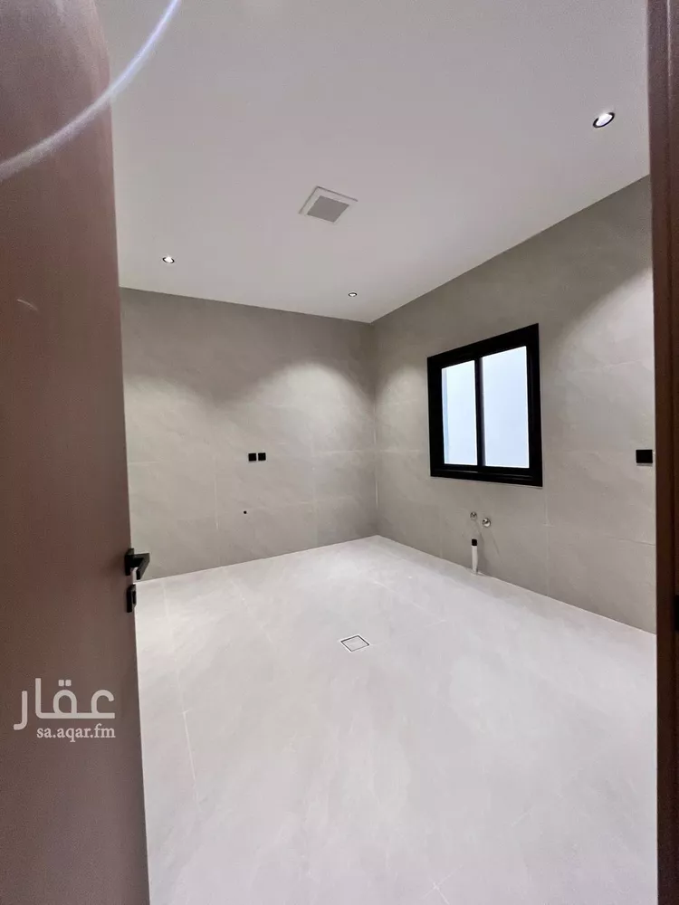 دور للبيع في شارع أبي الروح الشافعي, حي السويدي الغربي, مدينة الرياض, منطقة الرياض 9