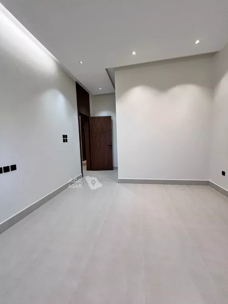 Floor for Sale in Riyadh As Suwaidi Al Gharabi 6
