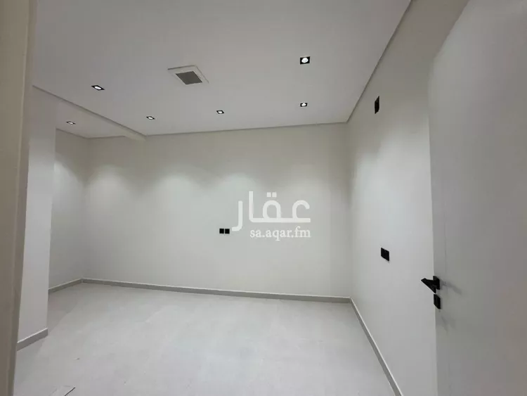 دور للبيع في شارع المغزل, حي الدريهمية, مدينة الرياض, منطقة الرياض 13