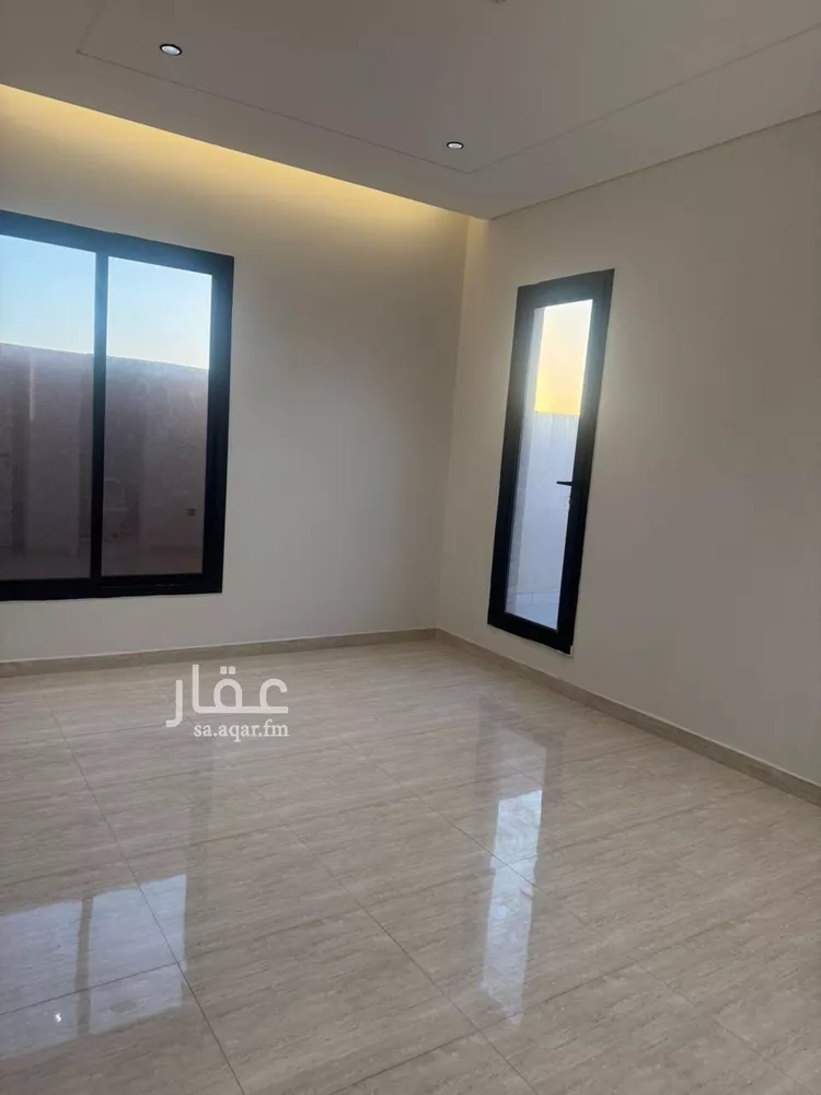 شقة للبيع في شارع الحويمة, حي عكاظ, مدينة الرياض, منطقة الرياض صورة 4