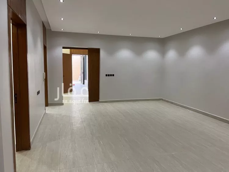 دور للبيع في شارع الشوق, حي طويق, مدينة الرياض, منطقة الرياض صورة 3