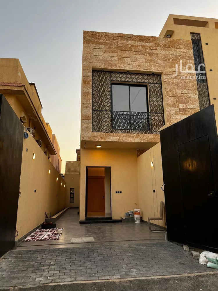دور للبيع في شارع محمد القصري, حي سلطانة, مدينة الرياض, منطقة الرياض صورة 5