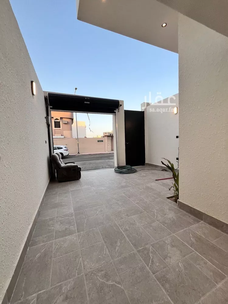 فيلا للبيع في شارع أبي الفتح الحصري, حي الدريهمية, مدينة الرياض, منطقة الرياض صورة 5