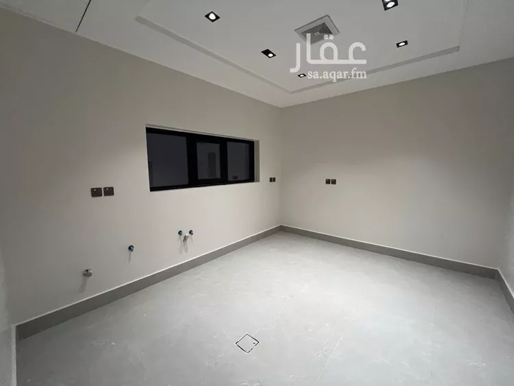 Floor for Sale in Riyadh Dirab 7