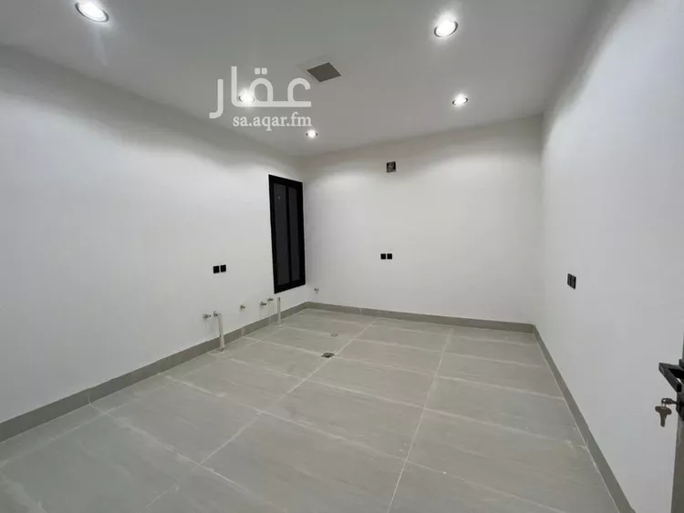 شقة للبيع في شارع الحويمة, حي عكاظ, مدينة الرياض, منطقة الرياض صورة 3