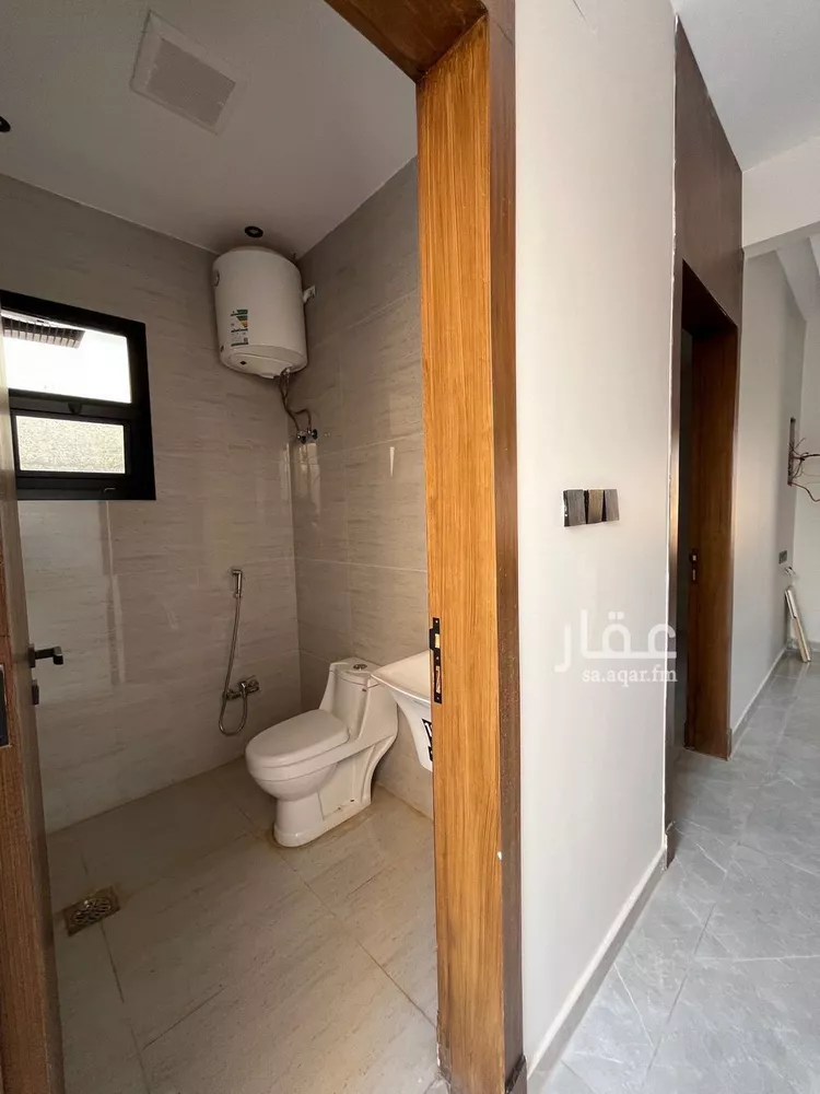 دور للبيع في شارع أبي عبيدة النابلسي, حي عكاظ, مدينة الرياض, منطقة الرياض 15