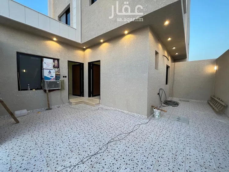دور للبيع في شارع القوز, حي الحزم, مدينة الرياض, منطقة الرياض 7