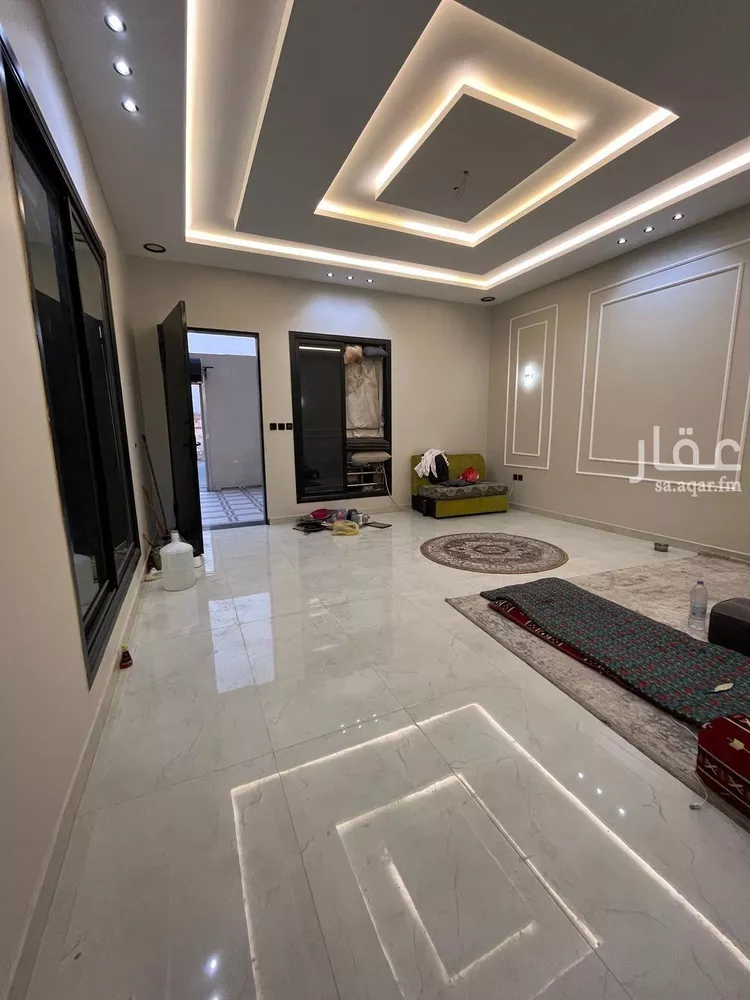 Floor for Sale in Riyadh Tuwaiq صورة 2