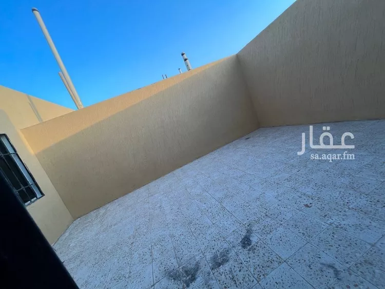 Floor for Sale in Riyadh Al Uraija Al Gharbiyah صورة 3