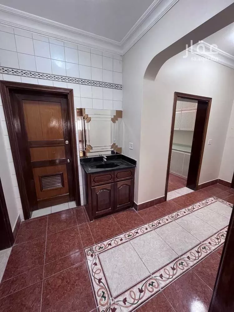 شقة للإيجار في شارع جرير بن الارقط, حي الجامعيين, مدينة الدمام, المنطقة الشرقية صورة 5